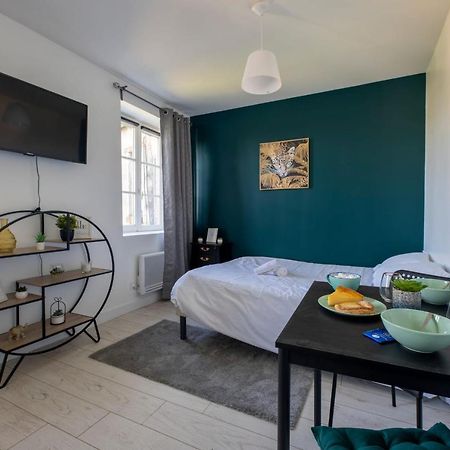 Le Bistrot 8 Cosy Et Chaleureux Gare D'Ambroise Apartment Nazelles-Negron ภายนอก รูปภาพ